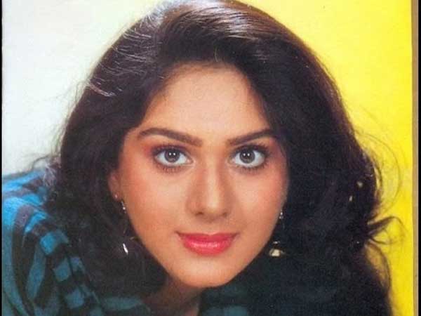 meenakshi seshadri,reeentry,bollywood,ghayal ones more movie  మెగాస్టార్‌ హీరోయిన్‌ రీఎంట్రీ!